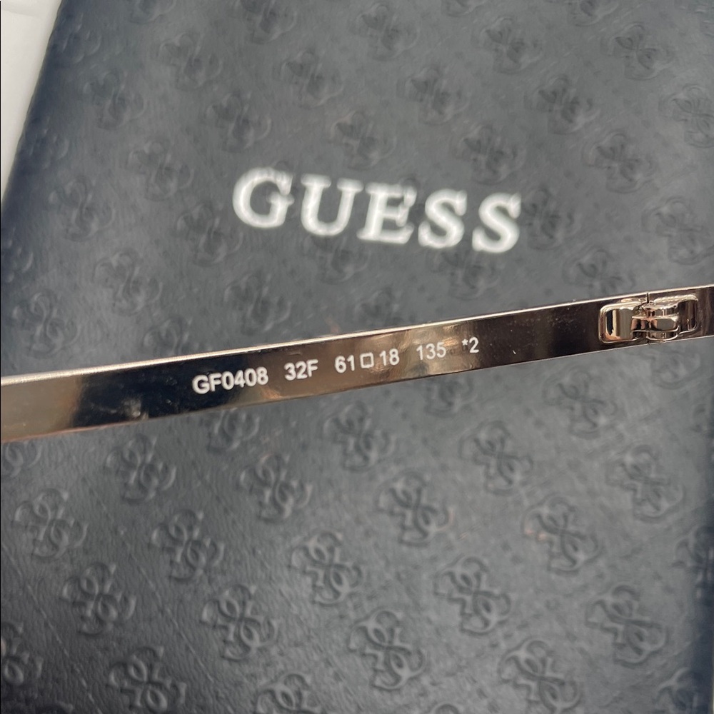 Guess Aviator Sunglasses Silver Frame with Brown Gradient Lenses - Picture 4 of 5